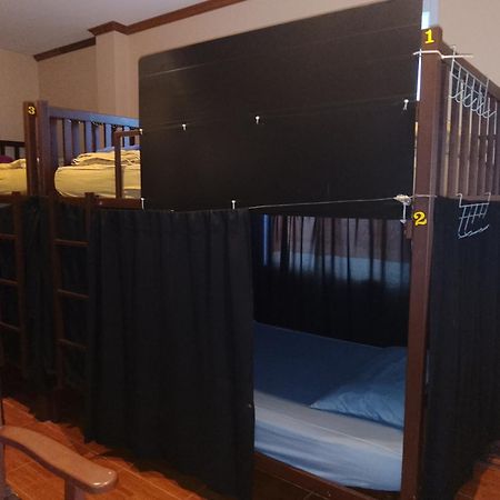 Phatra Hostel トンサラ エクステリア 写真