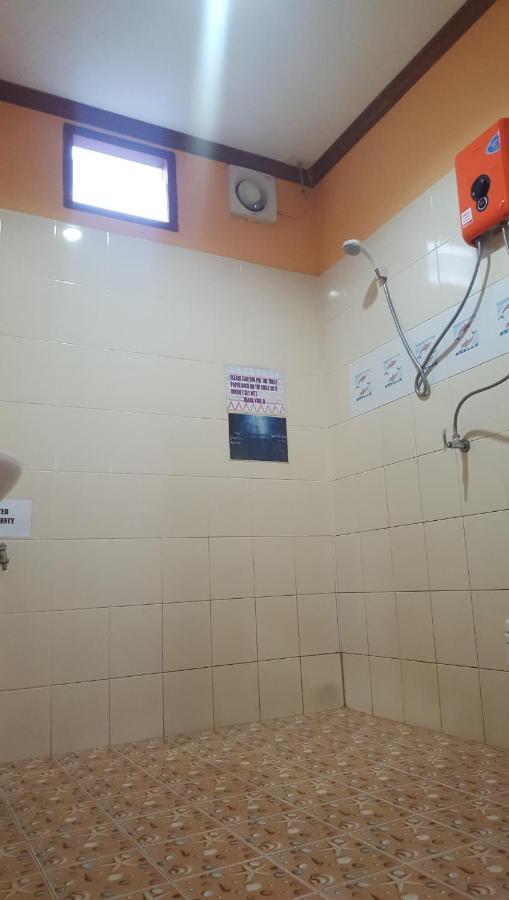 Phatra Hostel トンサラ エクステリア 写真