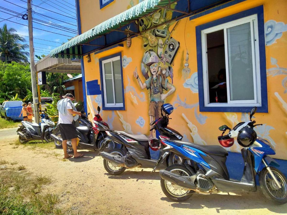 Phatra Hostel トンサラ エクステリア 写真