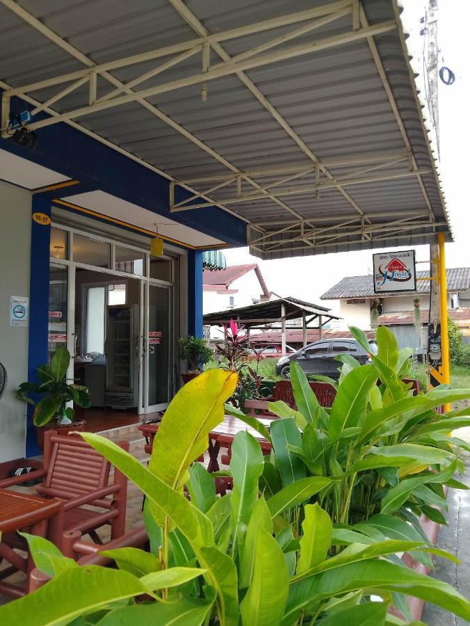 Phatra Hostel トンサラ エクステリア 写真