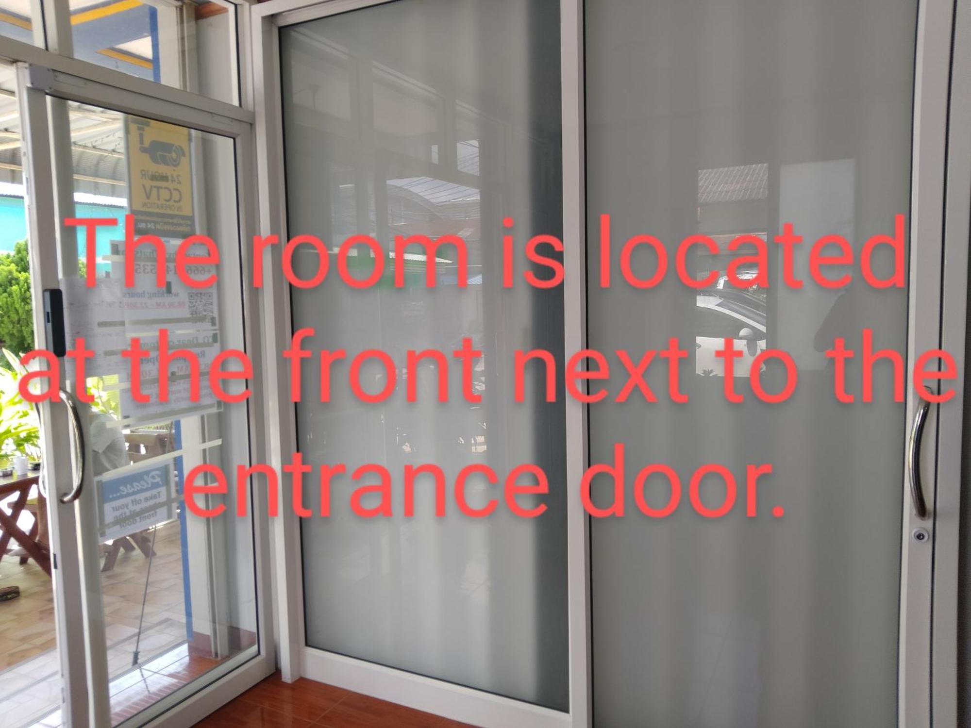 Phatra Hostel トンサラ エクステリア 写真