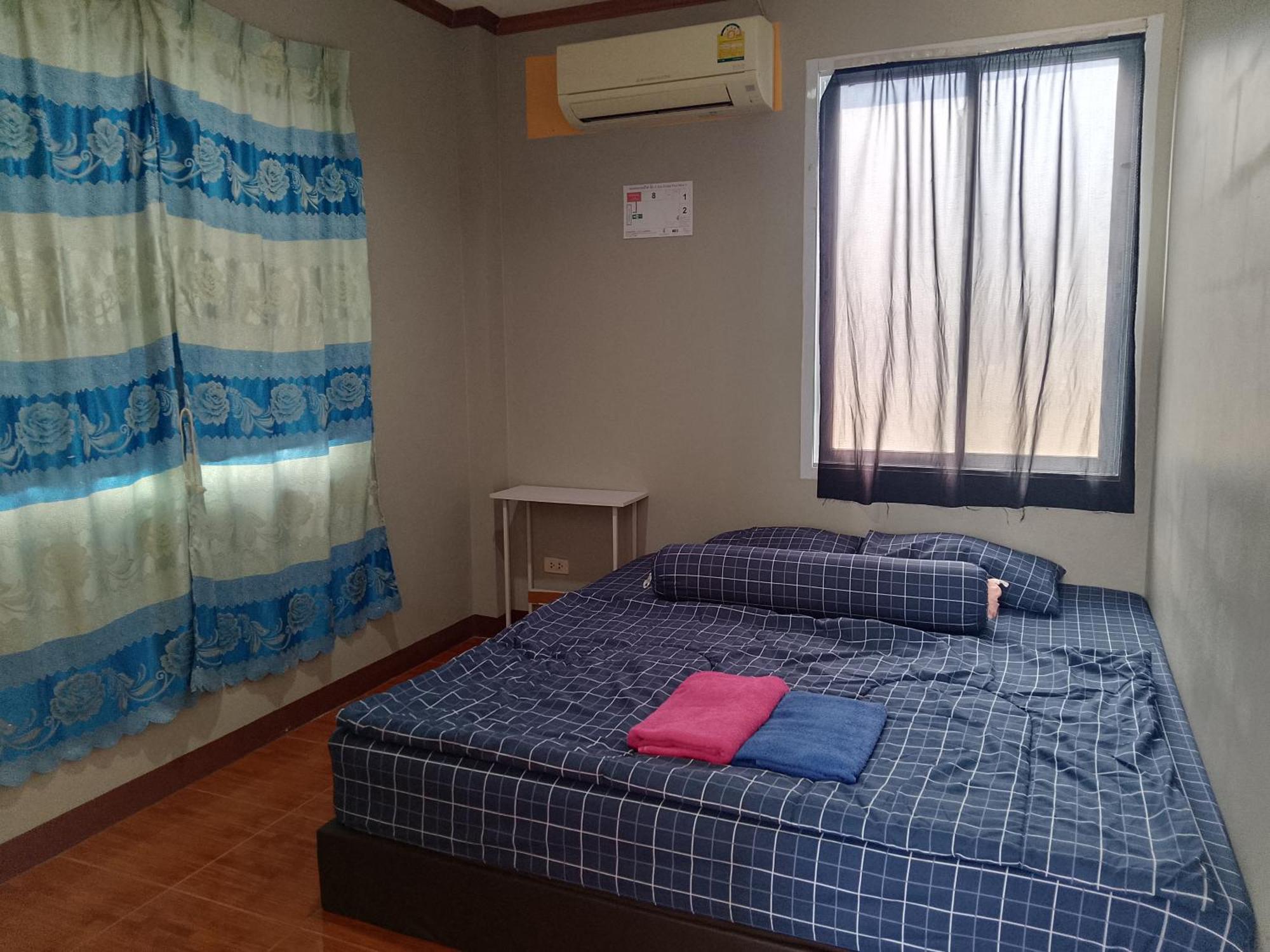 Phatra Hostel トンサラ エクステリア 写真